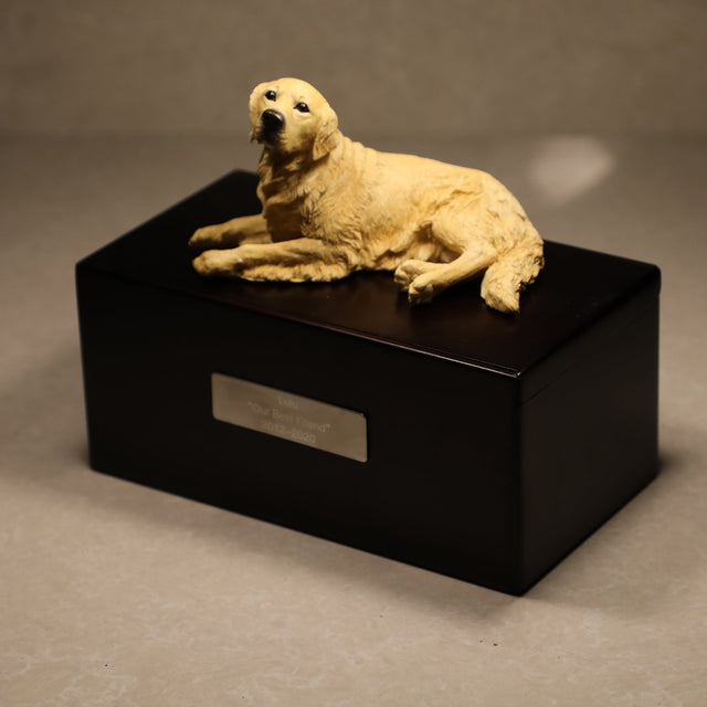 Golden Retriever Sculpture Pet Urn Sandalwood Material - Customizable