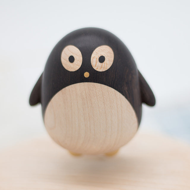 Magnetic Levitation Little Penguin Pet Souvenir Creative Birthday Gift - Customizable